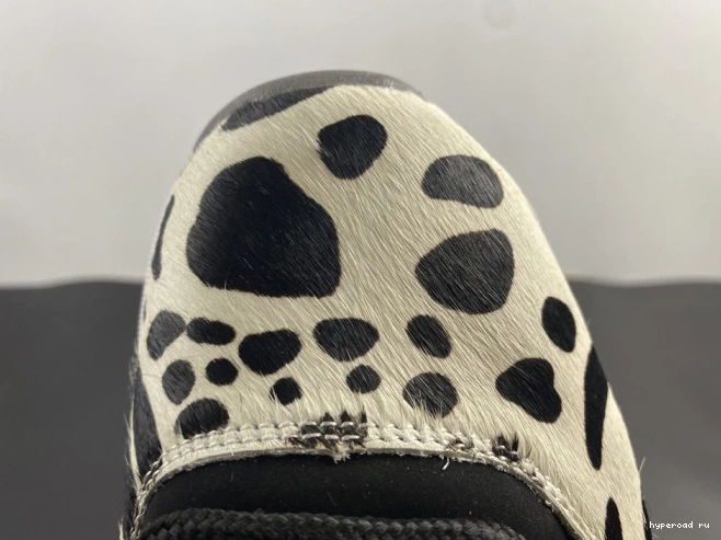 INSTINCT AR0715-010 ANIMAL AIR JORDAN 11 0607